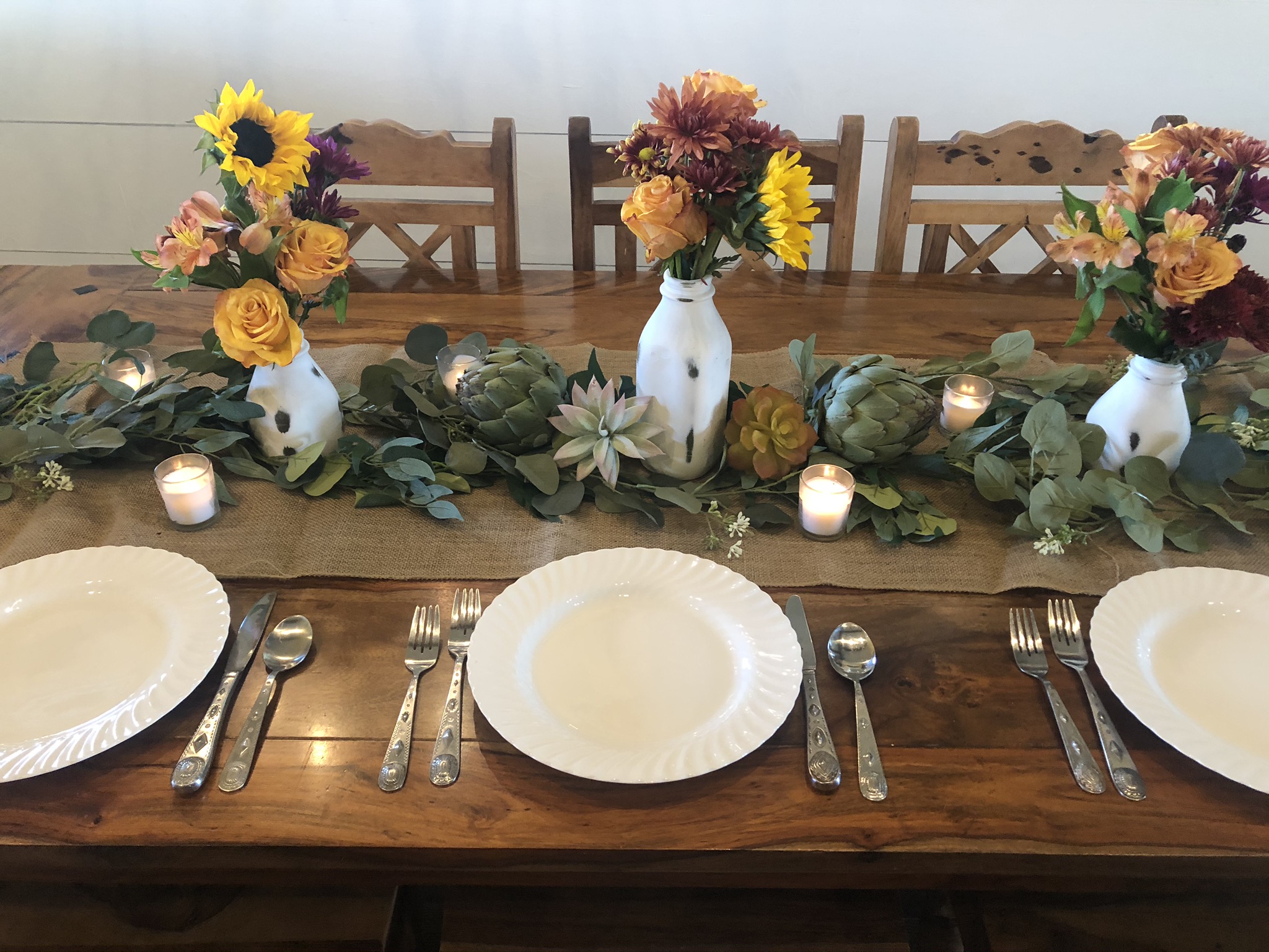 Thanksgiving Tablescape Ideas & Tips